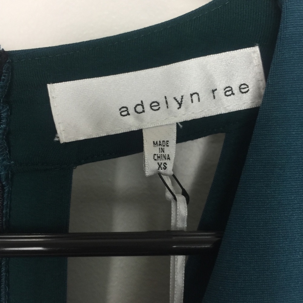 Adelyn Rae Cut Out Dress - Picture 4 of 5